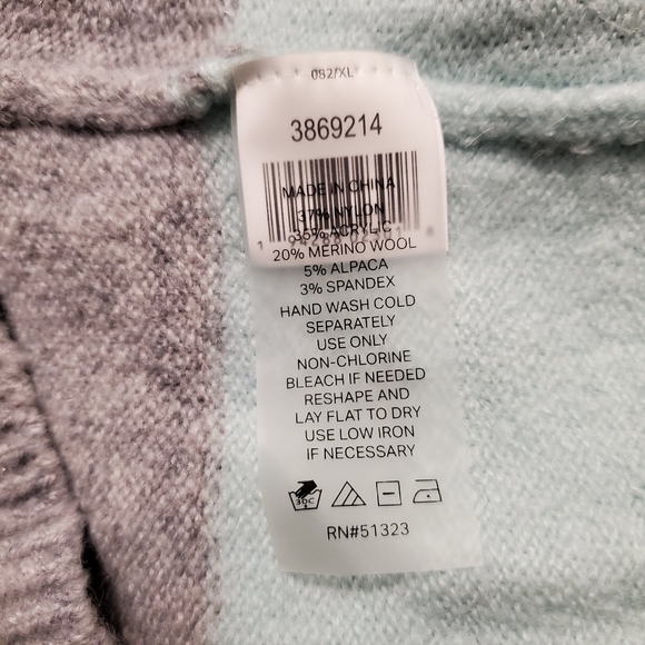 NWT Court & Rowe Gray Blue Striped Sweater - Picture 4 of 5